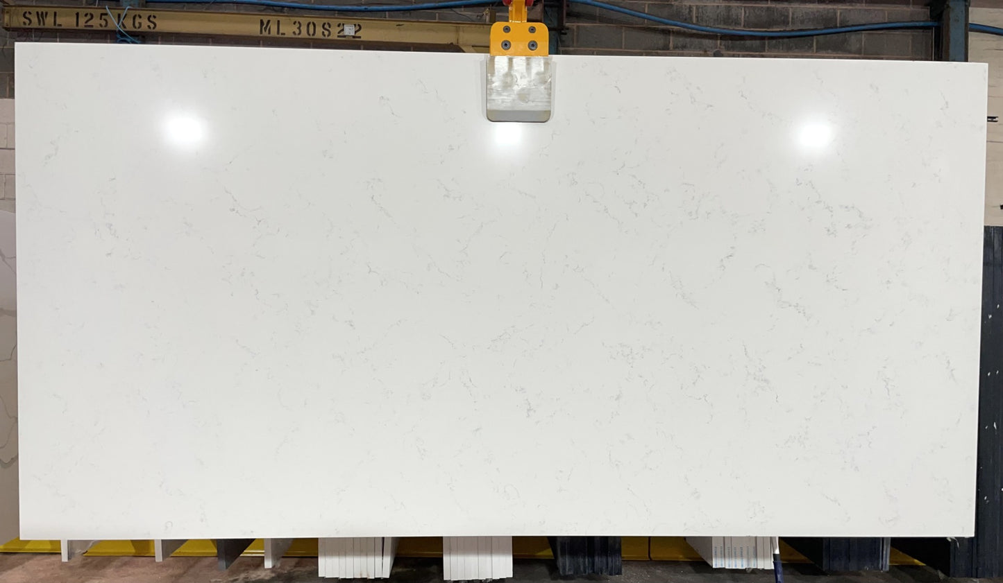 Quartz Worktop - Calacatta Sky