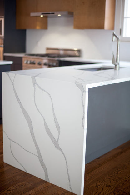 Quartz Worktop - Calacatta Verona