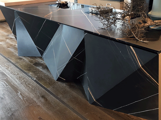 Sahara Noir - Quartz Worktop